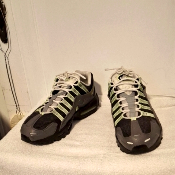 Nike Air Max 95 Utility Gray and Green Athletic Sneakers
